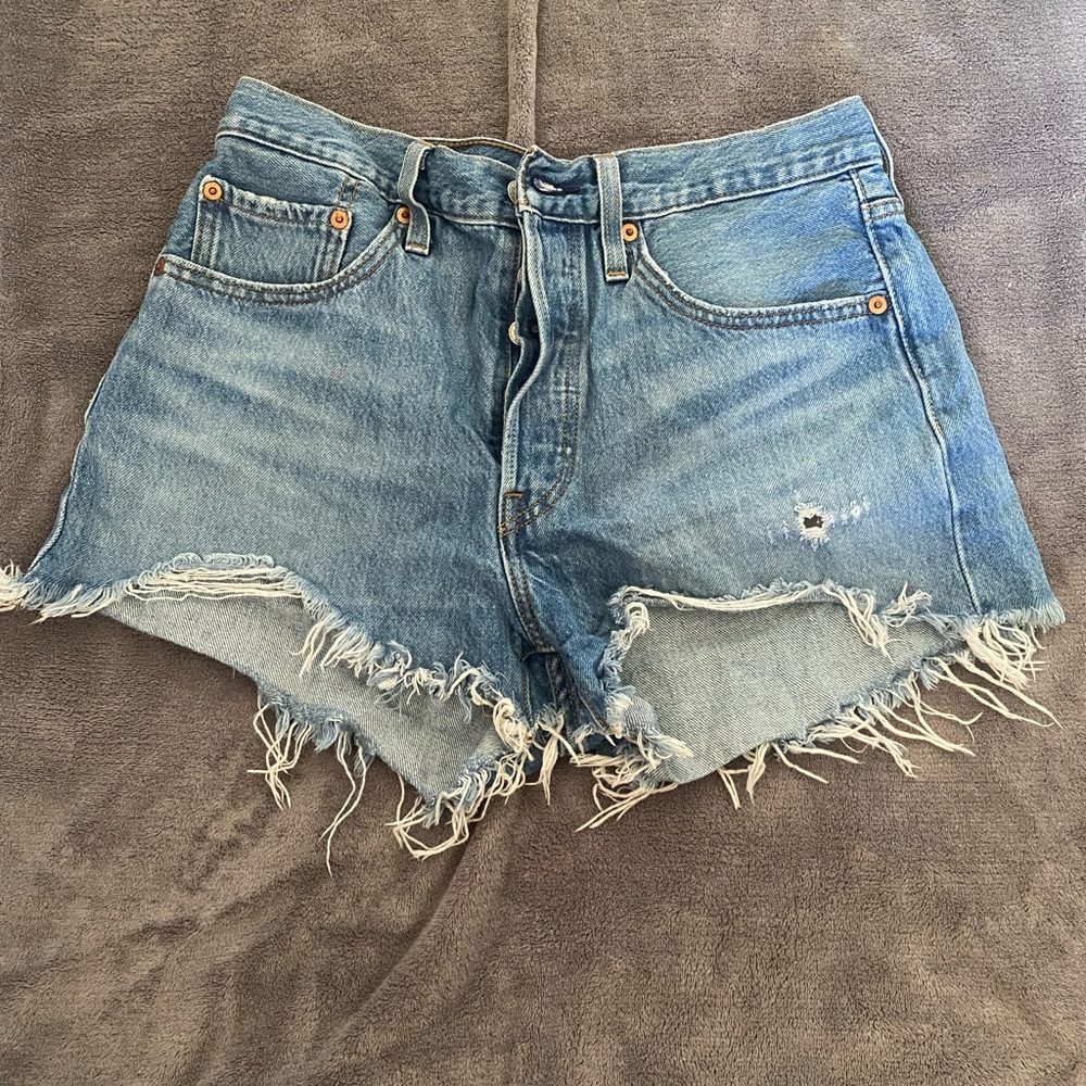 Levi’s 501 denim shorts